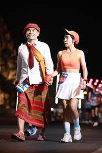 BIB: 
                            <button type="button" onclick="openModal(24601450)" class="btn btn-primary btn-sm float-right btn-popup" data-toggle="modal" data-target=".modal-high-quality">
                        <i class="fas fa-shopping-cart"></i> Add to Cart
                    </button>
                                            <button type="button" onclick="isThisMe(24601450, true)" class="btn btn-success btn-sm float-right btn-popup btn-isme hidden" data-toggle="tooltip" data-placement="bottom" title="นี่คือรูปของคุณใช่ไหม คลิกที่นี่เพื่อเอาเข้าอัลบั้ม">
                        <i class="fas fa-plus"></i> Add to album
                    </button>
                    <button type="button" onclick="isThisMe(24601450, false)" class="btn btn-warning btn-sm float-right btn-popup btn-isnotme hidden">
                        <i class="fas fa-ban"></i> Remove from album
                    </button>